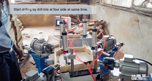 Bốn động cơ khoan khoan gỗ theo 4 hướng